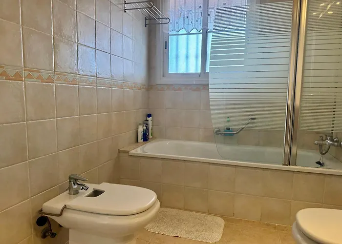 Apartament Prime Americas Getaway - With Huge Private Terrace & Pool Access *