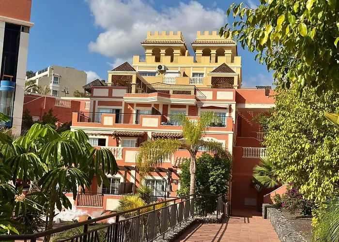 Apartament Prime Americas Getaway - With Huge Private Terrace & Pool Access